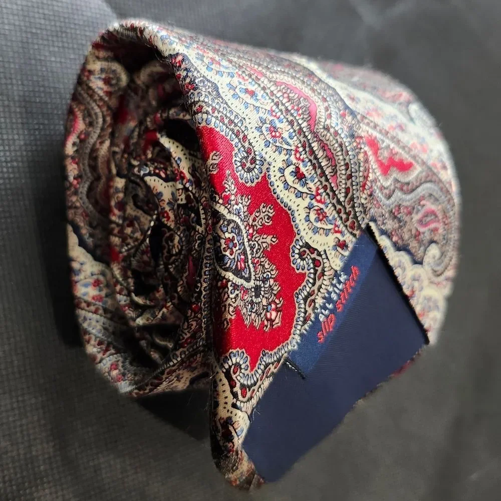Ada Red and Gray Paisley Tie